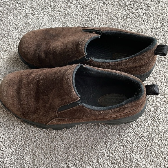 Lands’ End Suede Casual Slip-On Loafers - Picture 2 of 9